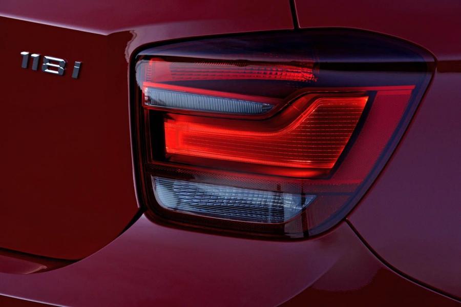  BMW 1-Series 2012 года  (фото 16 из 161)